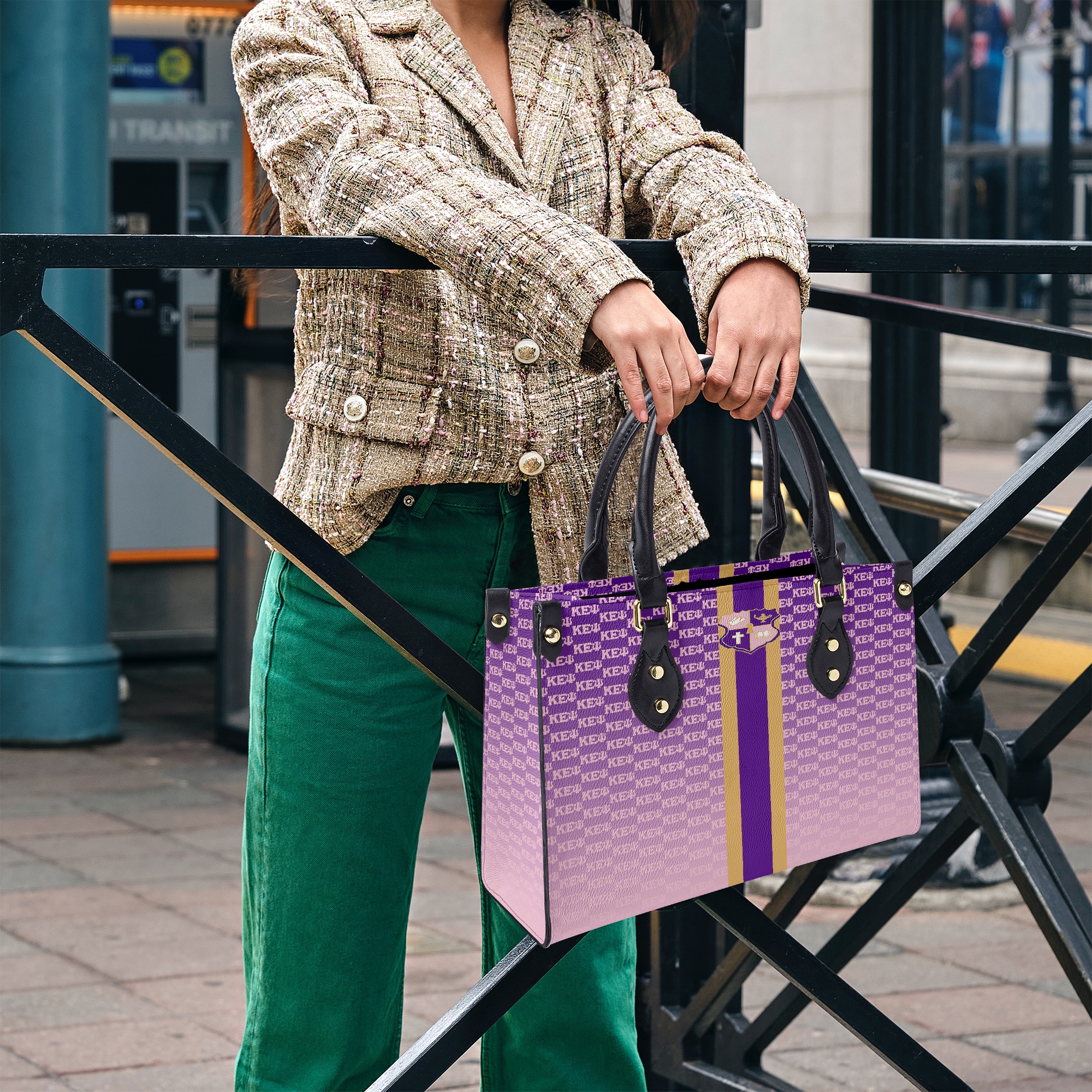 Louis Vuitton Women's Purple Tote Bags